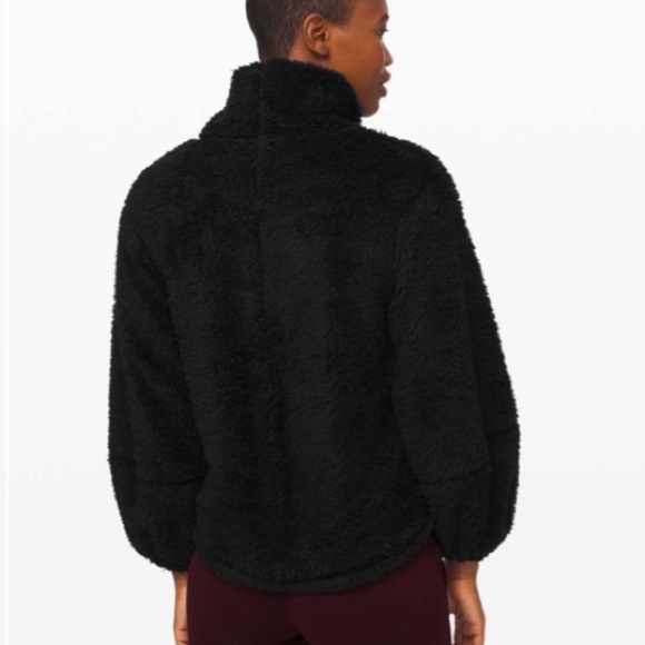 WARM RESTORE SHERPA PULLOVER- size M/L - Picture 3 of 7